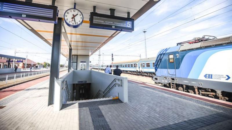 A fővárosi vasútvonalon újabb sebességnövelő intézkedések várhatóak, amelyek lehetővé teszik a vonatok gyorsabb haladását.