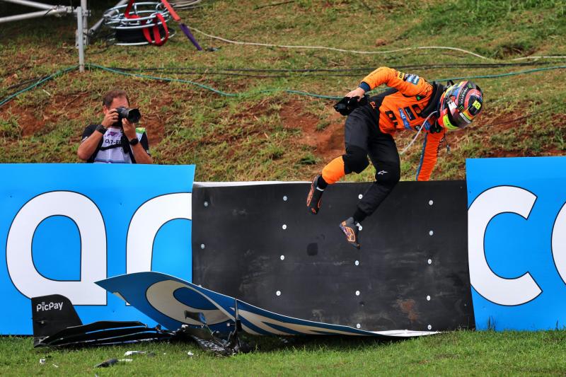 Piastri ütközött és nullázott: 