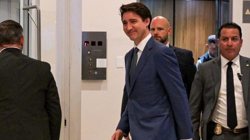 Justin Trudeau látogatást tett Donald Trump floridai rezidenciáján.