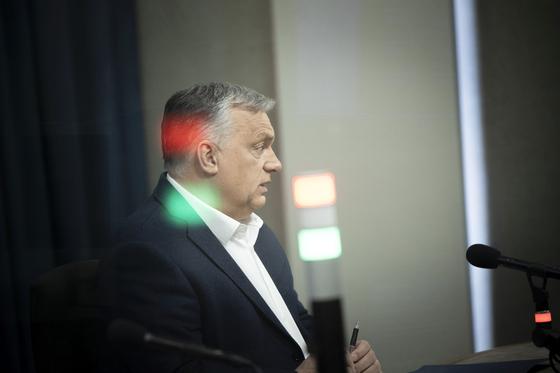 Orbán Viktor kijelentette: Magyarország a családok számára igazi adóparadicsommá válik - élő közvetítés.