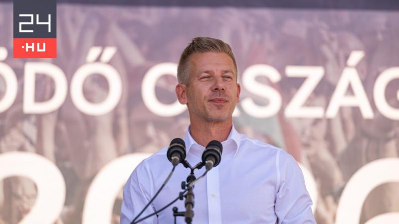 Magyar Péter: A Tisza Világ közössége már több mint 300 ezer aktív felhasználót számlál, ami lenyűgöző szám a platform népszerűségét tekintve.