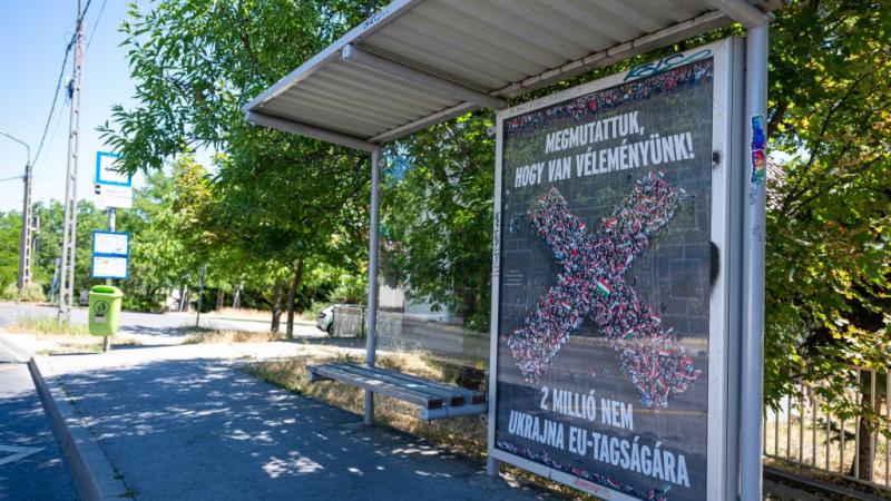 Balássy cégei lenyűgöző, 75 milliárd forintos megbízást nyertek el a Nemzeti Kommunikációs Hivatal keretein belül. Ez a jelentős összeg nem csupán a vállalatok teljesítményét tükrözi, hanem a kommunikációs szektorban betöltött szerepüket is. Az elnyert me