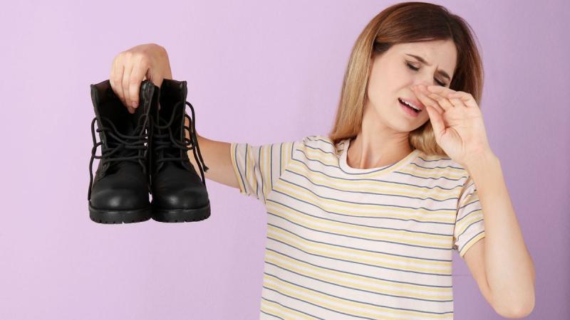 Büdös a cipőd? Fedezd fel a pénztárcabarát megoldást, amellyel végleg búcsút inthetsz a szagoknak!