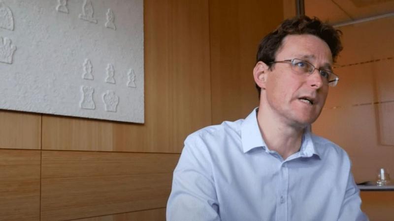 Nem kímélték az álhírgyár létrehozóját, Zsidayt: botrányával egy szintre került Hadházyval.