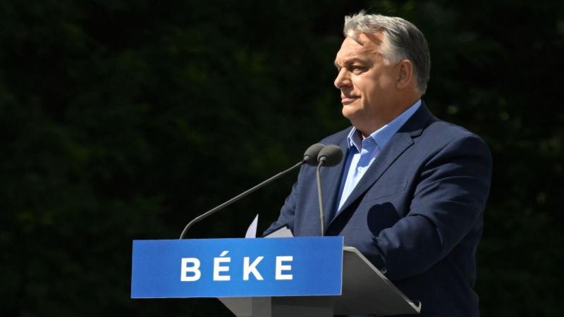 Orbán Viktor: Minden érvet a magunk javára használunk + videó

A miniszterelnök legutóbbi beszédében hangsúlyozta, hogy a jelenlegi helyzetben minden tényező a kormány mellett áll. Szavai szerint a kihívások ellenére a sikerhez vezető út világos, és a kor