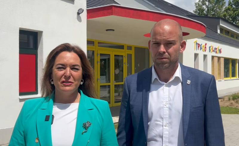 A városban olyan szintű belső feszültség uralkodik, hogy Orbán véleménye szerint csupán valamilyen 