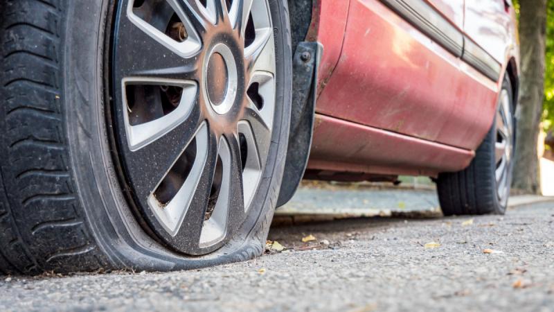 Szögek hevertek az úton, és sorra következtek be a defektek – most megmutatjuk, hol is zajlottak ezek az események.