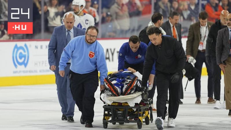 Hordágyra fektetve távolították el a jégről a világ egyik legkeményebb jégkorongozóját.