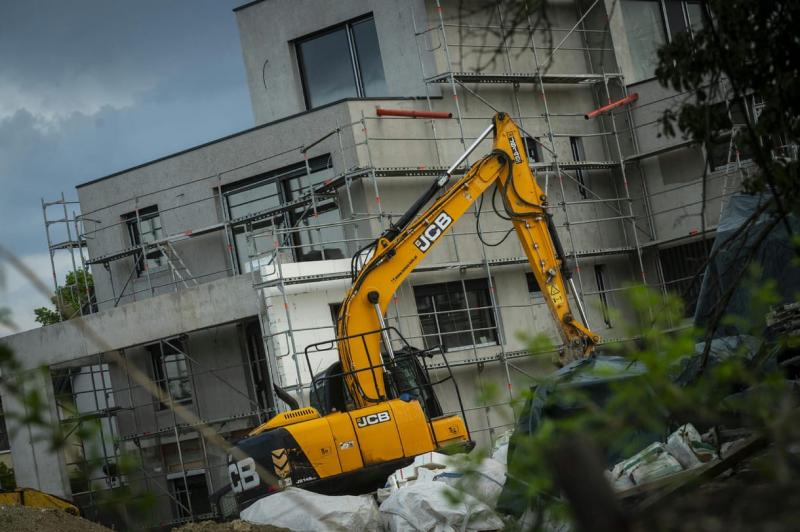 A lakásépítés üteme idén drámaian visszaesett, de már a horizonton körvonalazódik az új lehetőségek hulláma.