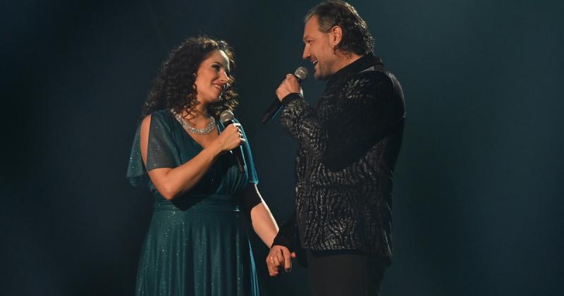 Miller Zoltán és felesége, a színésznő, mély fájdalommal osztották meg, hogy elveszítették második gyermeküket. Most először beszéltek erről a szívszorító élményről, amely minden szülő legnagyobb félelme.