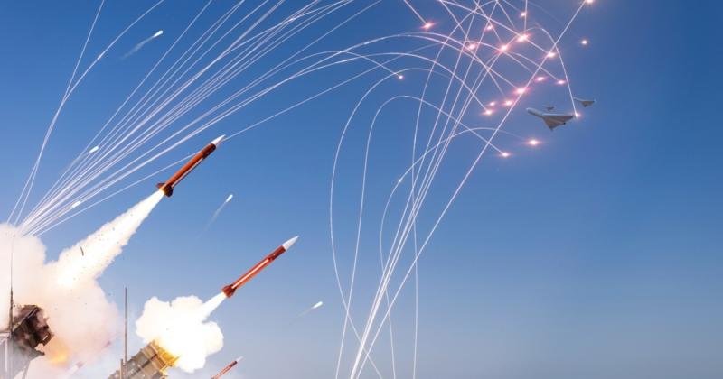 Az orosz védelmi minisztérium bejelentette, hogy sikeresen megsemmisítette hetvenöt drónt. 