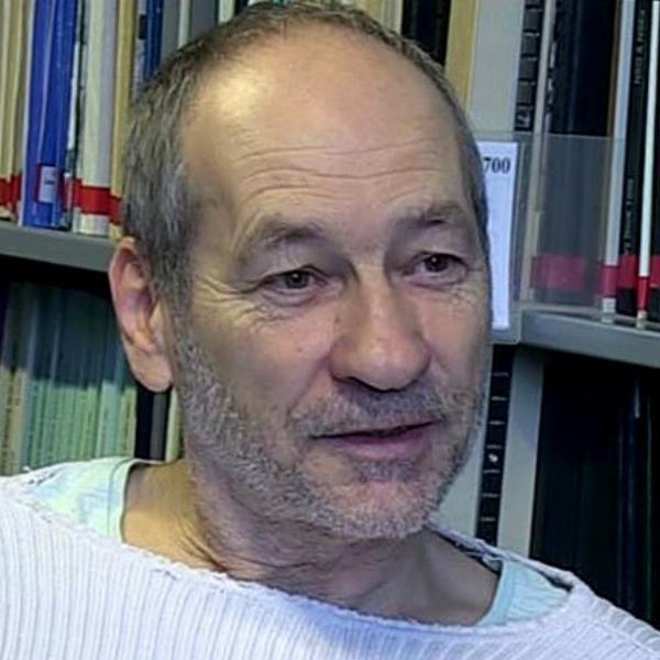 A bizonyíték

A bizonyíték olyan kulcsfontosságú elem, amely megerősíti vagy cáfolja egy állítás hitelességét. Legyen szó tudományos kísérletekről, jogi ügyekről vagy mindennapi vitákról, a bizonyítékok segítenek megalapozni érveinket és döntéseinket. A v