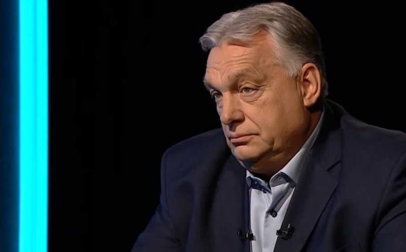 Orbán Viktor megjegyezte, hogy a kormányban többször is szóba került az elnöki rendszer bevezetése, azonban végül a parlamentáris modell mellett döntöttek.