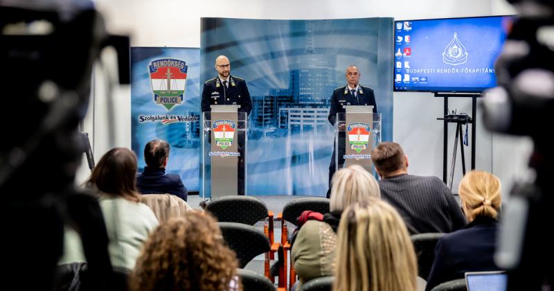 Budapesten egy szívszorító eset történt: egy újszülött eltűnt, miközben a nő, aki elrabolta, parókát viselt, hogy eltitkolja kilétét. A szürke városi utcákon a feszültség és a félelem érzése terjengett, ahogy a hatóságok megkezdték a keresést.